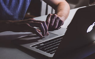 正规买足球app下载app，谁来落实解答？